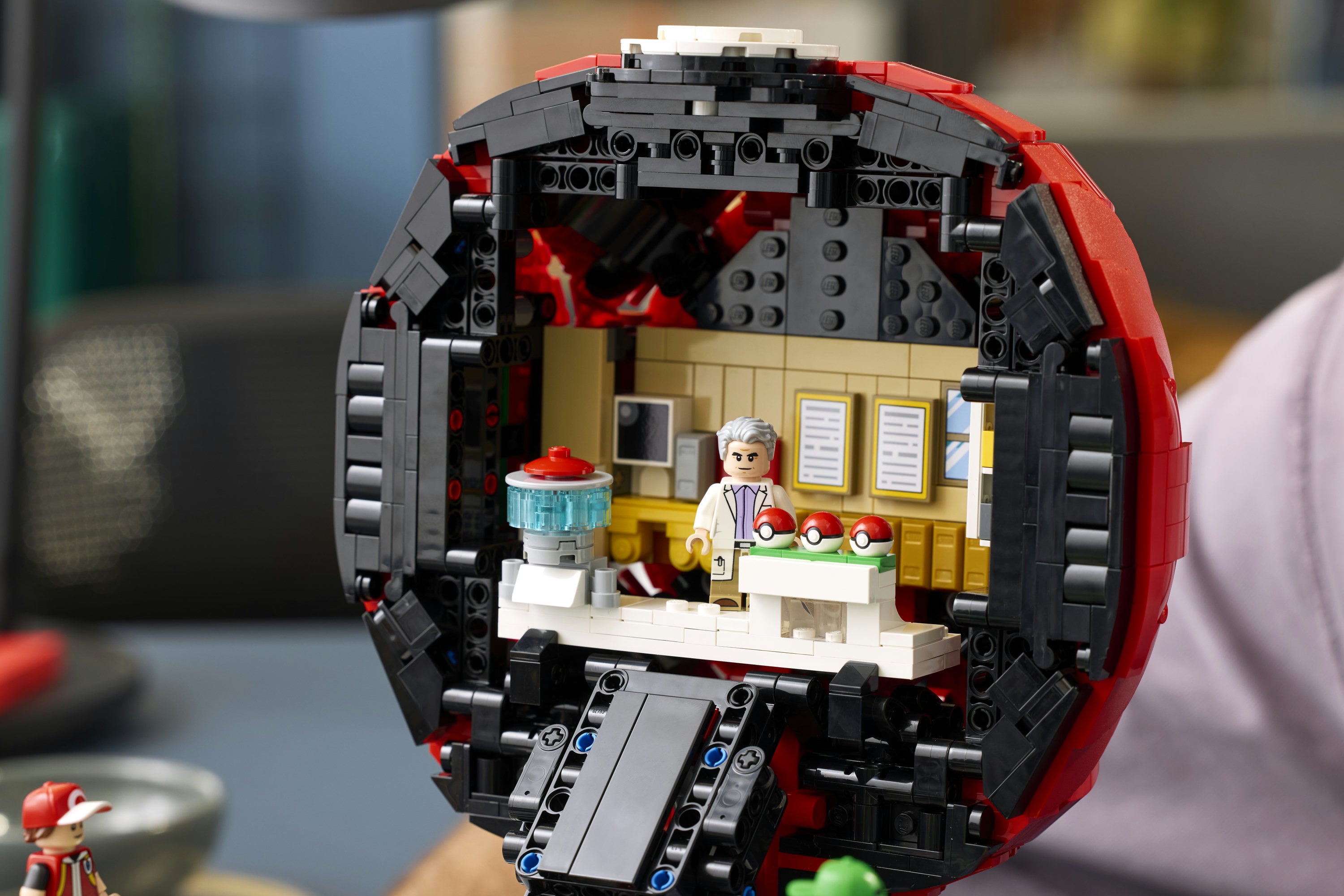 LEGO® Pokémon Ikoniske Trenermomenter Poké Ball 72154