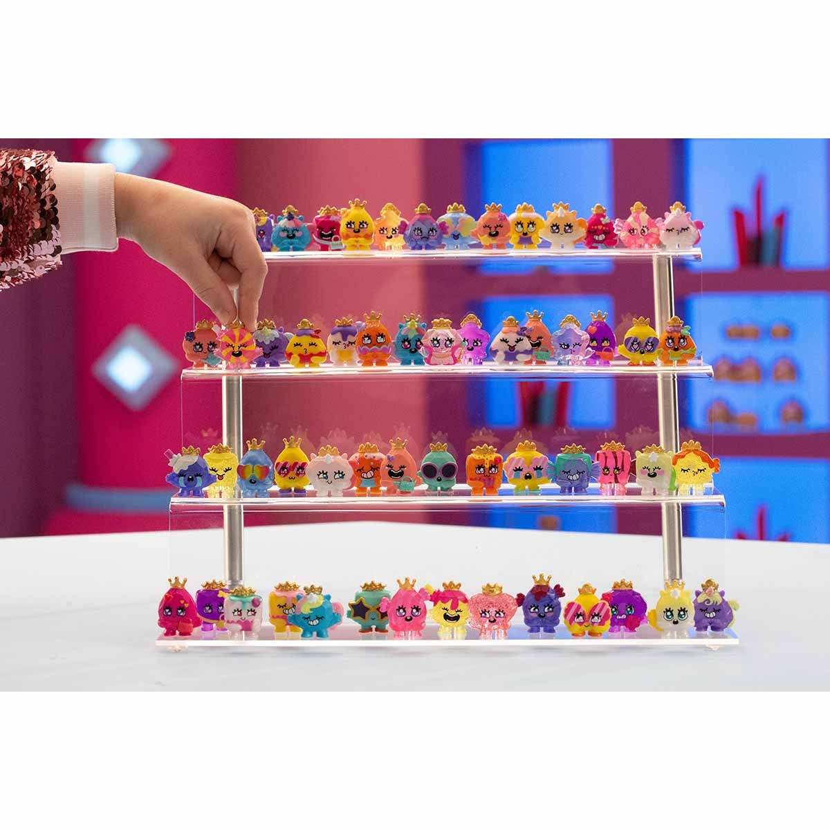 Pinky Promise, overraskelsespose