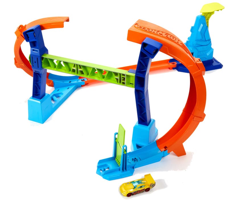 Hot Wheels Stunt Tracks Corkscrew Jump Champion