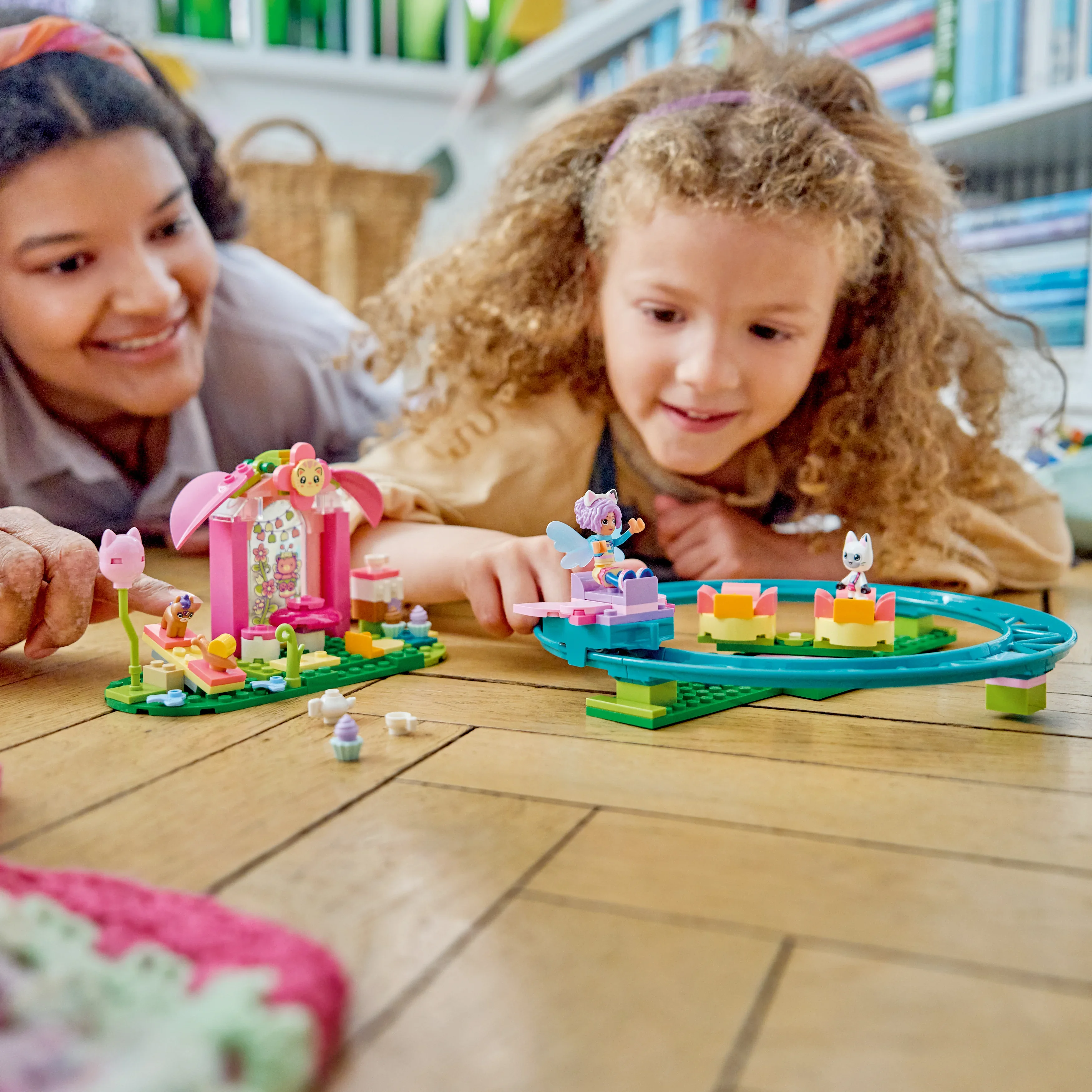 LEGO® Elvekarusell og teparty