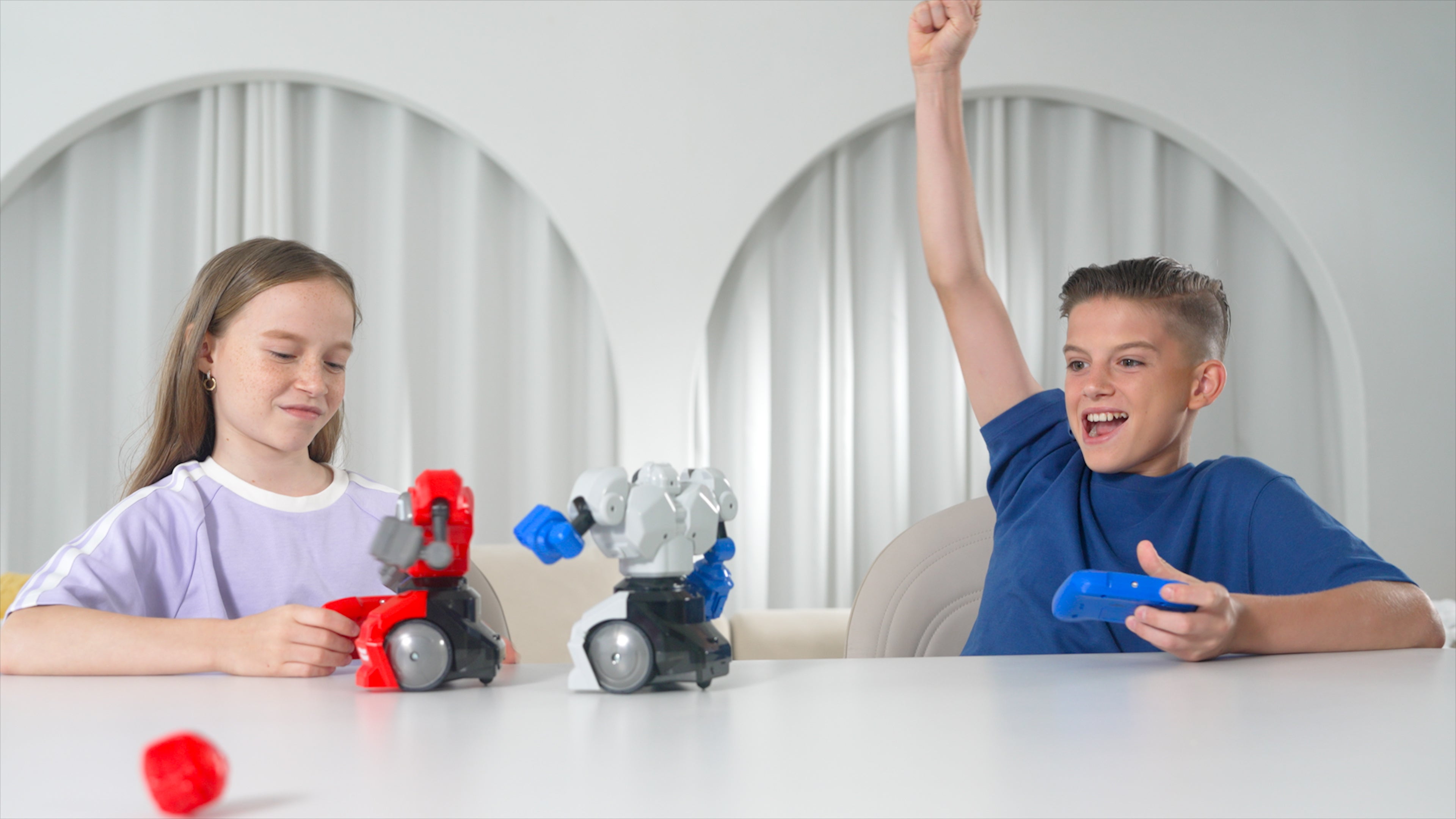 Silverlit Rumble Kombat radiostyrt stridsroboter