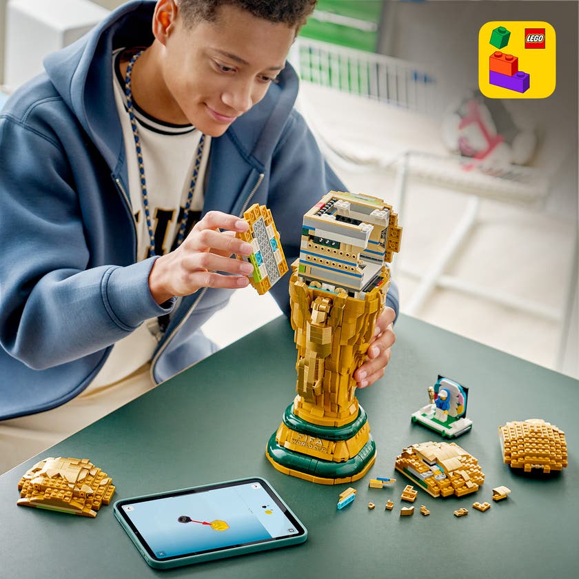 LEGO® Editions Offisielt FIFA World Cup™-trofé 43020