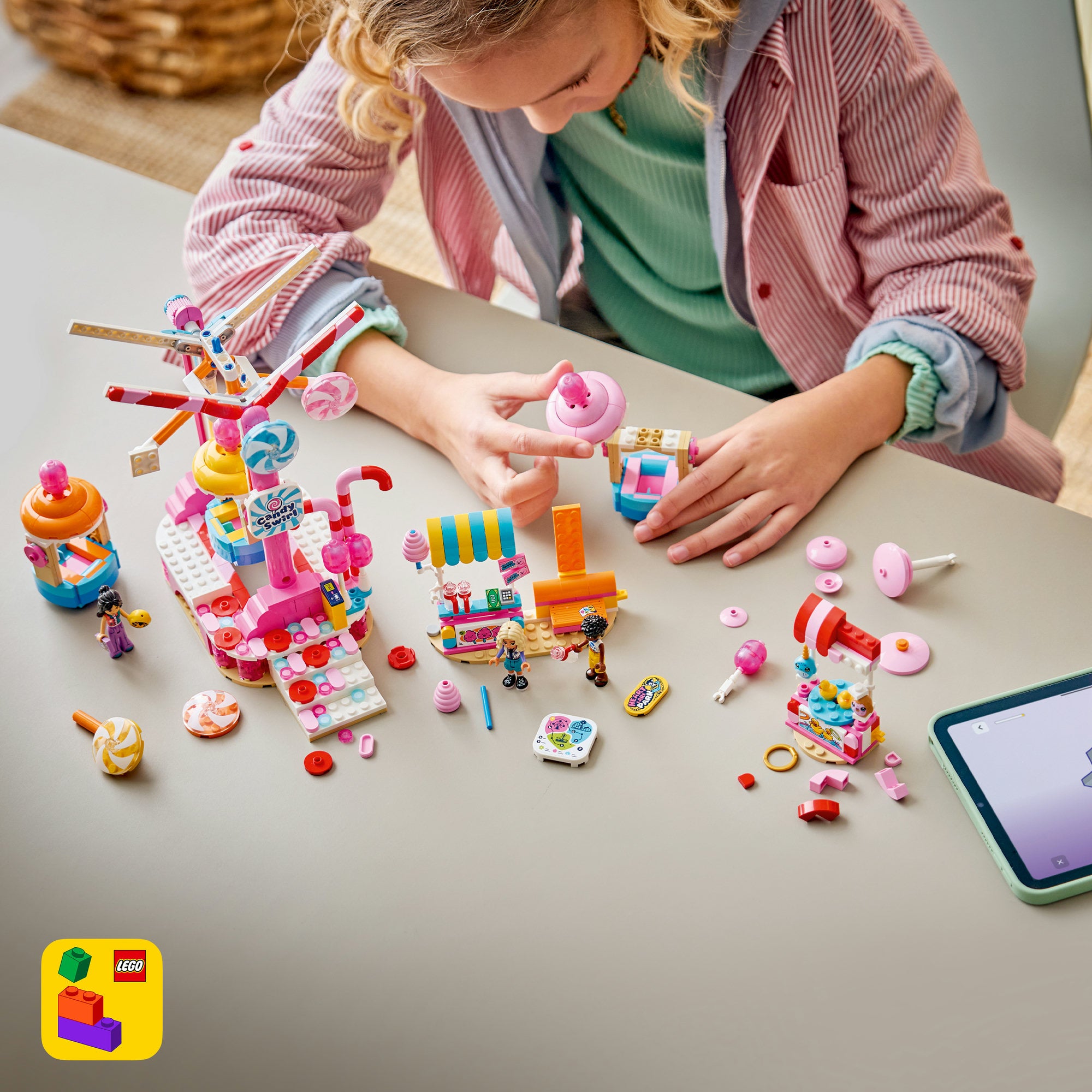  LEGO® Friends Pariserhjul med godteri og cupcaker 42700