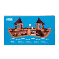 Mummi, skipet Haffsårkestern og en figur