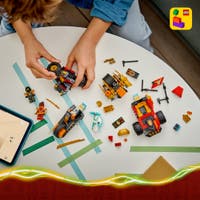 LEGO® NINJAGO® Kai og Coles kombokjøretøy, leke 71864