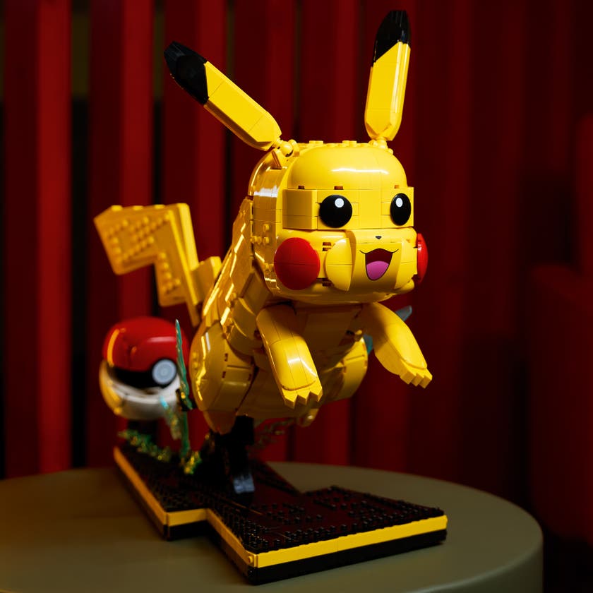 LEGO® Pokémon™ Pikachu og pokéball byggesett 72152