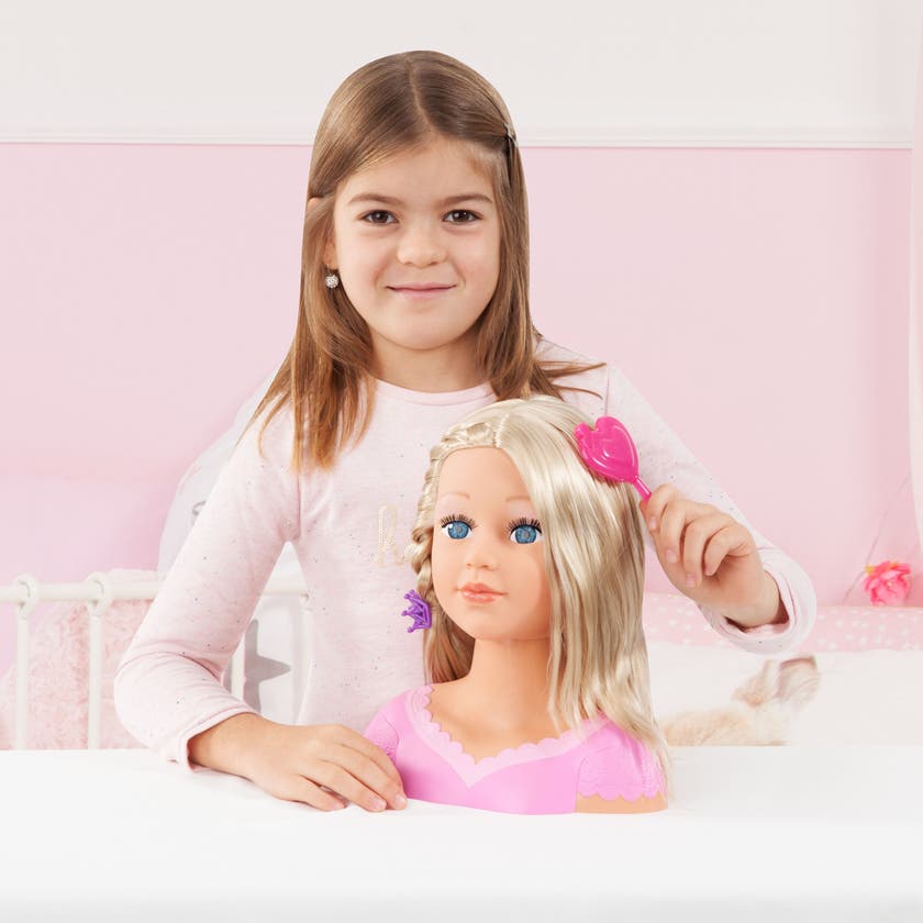 Charmed by Heart, Sminkehode