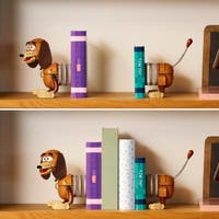 LEGO® ǀ Disney og Pixar Bokstøtter av Slinky Dog fra Toy Story 43301