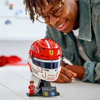 LEGO® Editions Scuderia Ferrari HP Charles Leclerc hjelm 43014