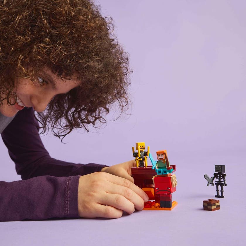 LEGO Minecraft 21266, Lavaslaget i Nether