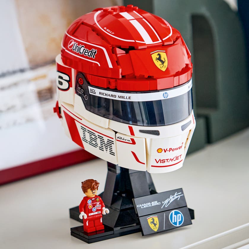 LEGO® Editions Scuderia Ferrari HP Charles Leclerc hjelm 43014