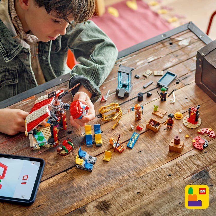 LEGO ONE PIECE 75637, Klovnevognenes sirkustelt