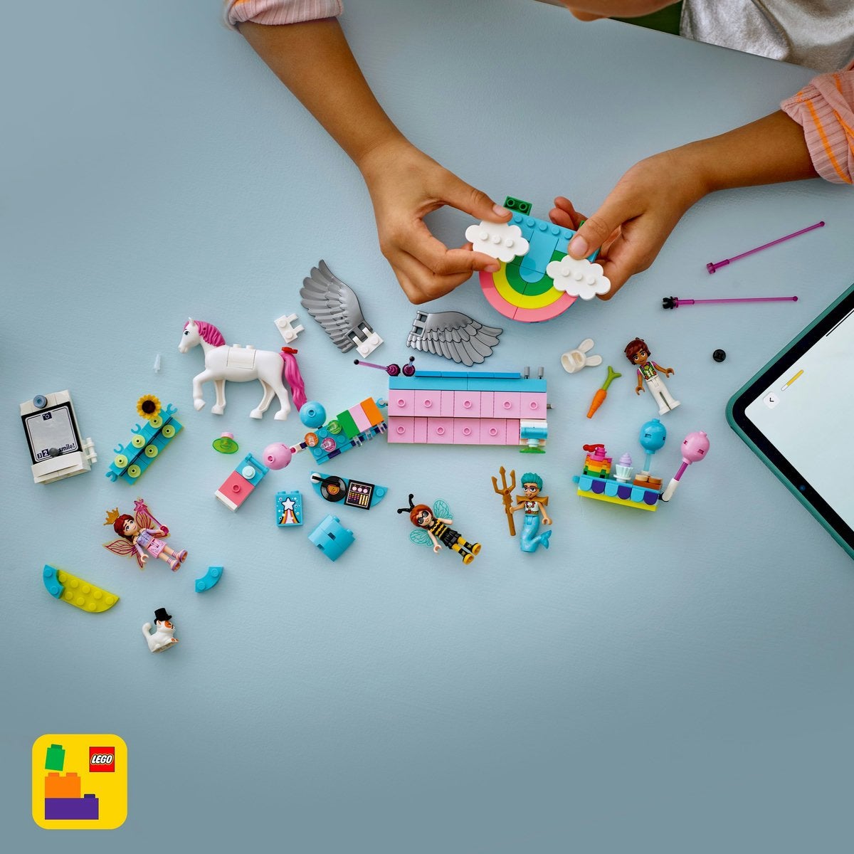 LEGO Friends 42661, Maskerade med enhjørning og alv