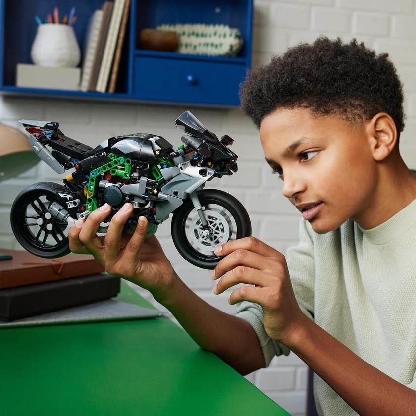 LEGO Technic 42170, Kawasaki Ninja H2R Motorsykkel