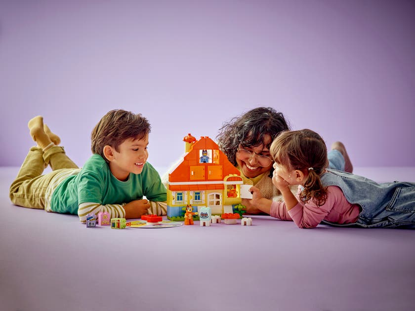 LEGO® DUPLO® Blueys hus med huskespill, interaktivt 10459